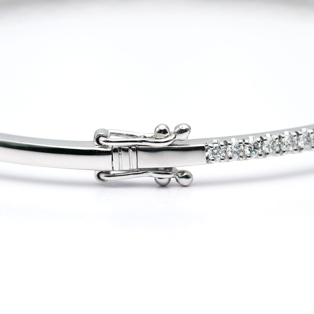Diamond Bangle | BB01548