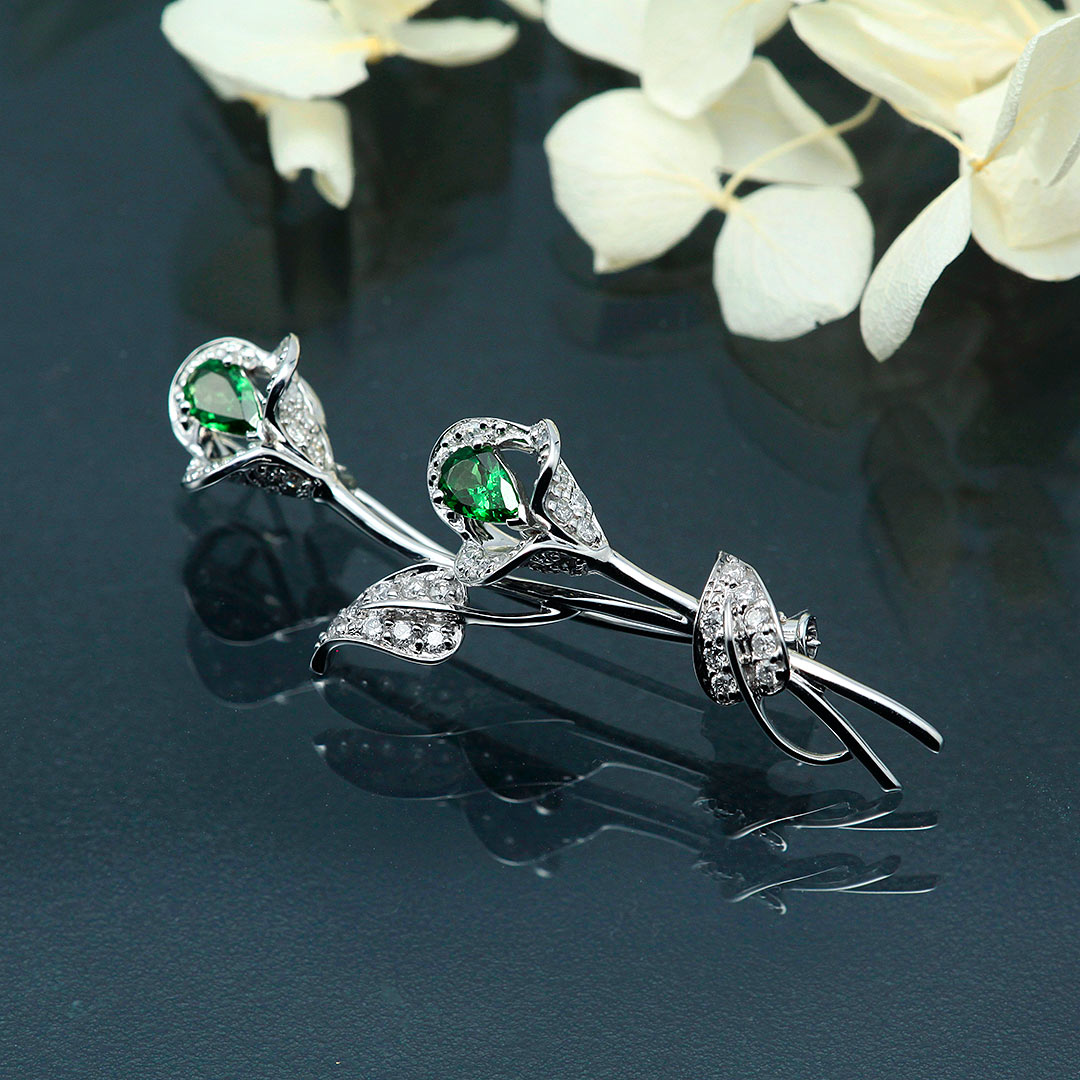 Green garnet brooch (also serves as pendant top) | BX01976
