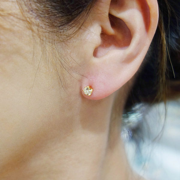 Diamond earrings | EP03612<br>(0.200ct/G/SI2/Good, 0.209ct/F/SI2/Good)