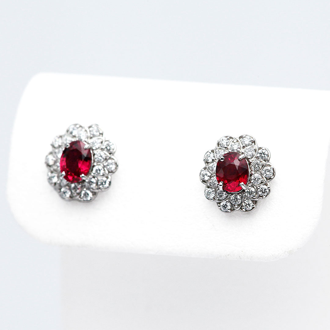 Pigeon blood & unheated ruby ​​earrings ｜ EP03585