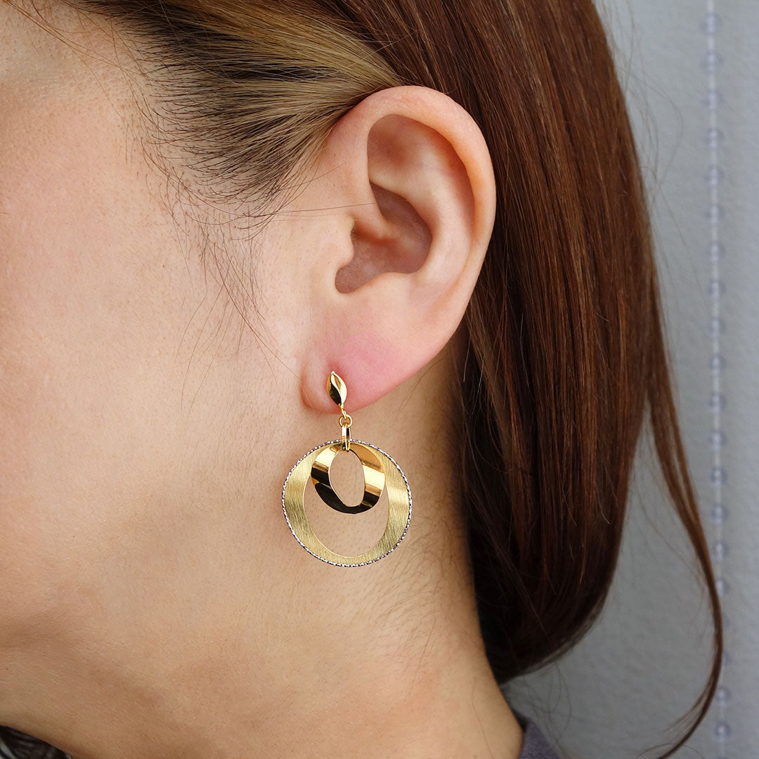 <tc>Yellow gold x white gold earrings ｜ EP03875</tc>