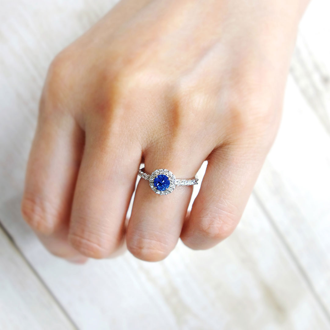 14k サファイア　指輪 コーンフラワーブルーサファイア 2.4ct ダイヤモンド 1ct プラチナ