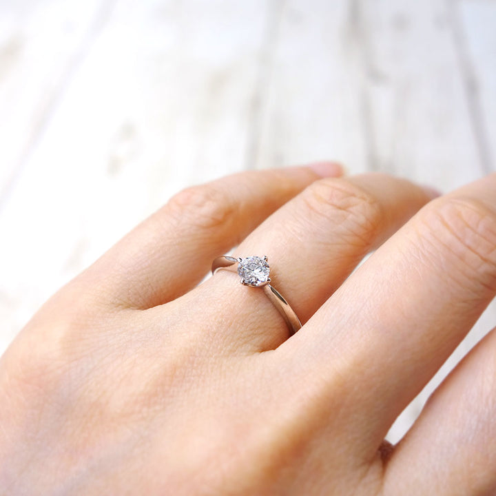 Engagement ring ｜ HE01580