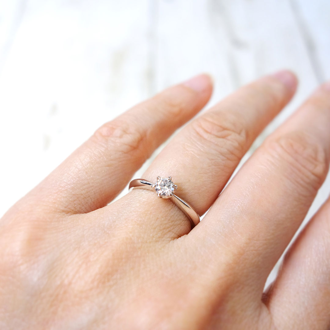 婚約指輪（エンゲージリング） ｜ HE02900