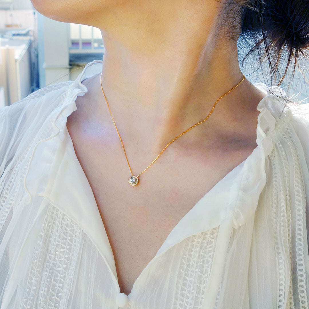 <tc>Pink gold halo design engagement necklace | Box chain (NELG4507)</tc>