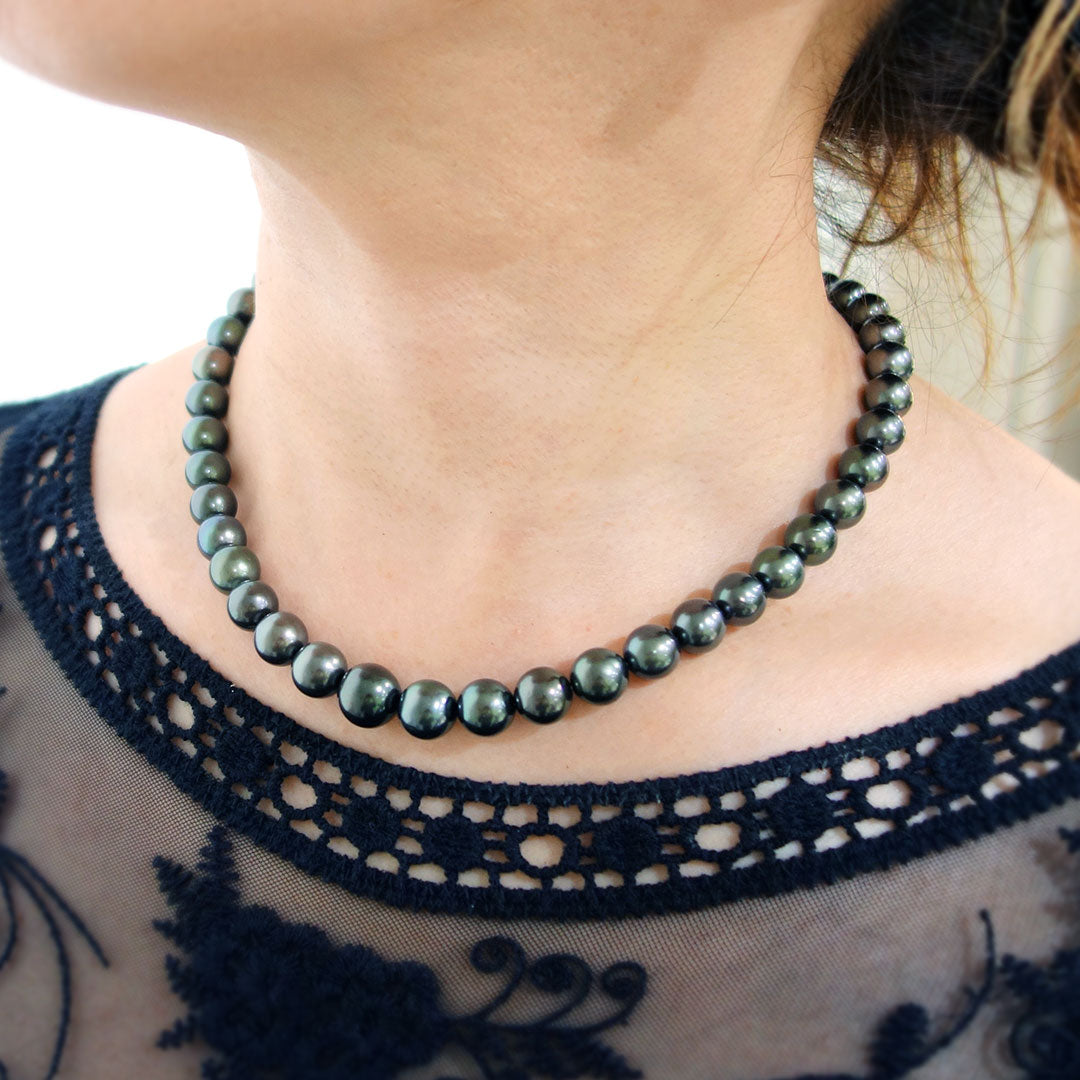 Tahitian black lipped pearl necklace | 8.0-11.4mm | NJ04209