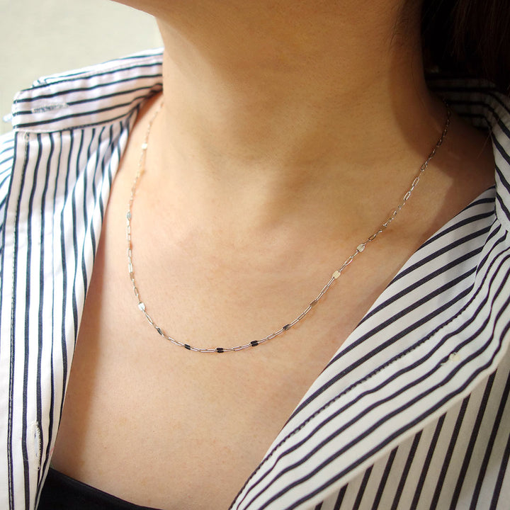 White gold necklace | NW00649