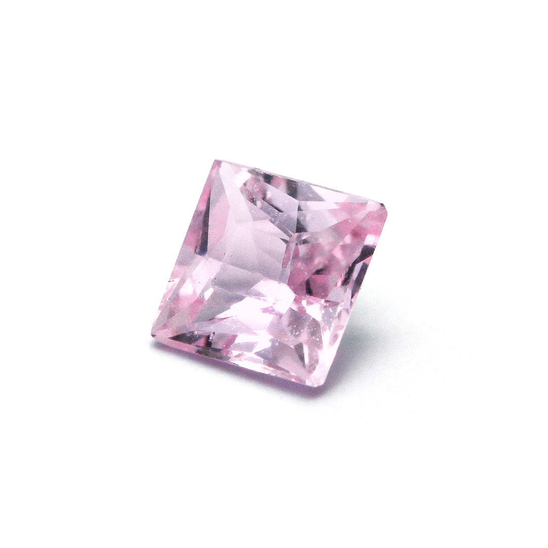 Padparadscha sapphire (unheated) loose stone<br>0.55ct ｜ OX06507