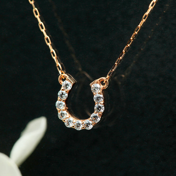 Diamond horseshoe necklace ｜ PD03622