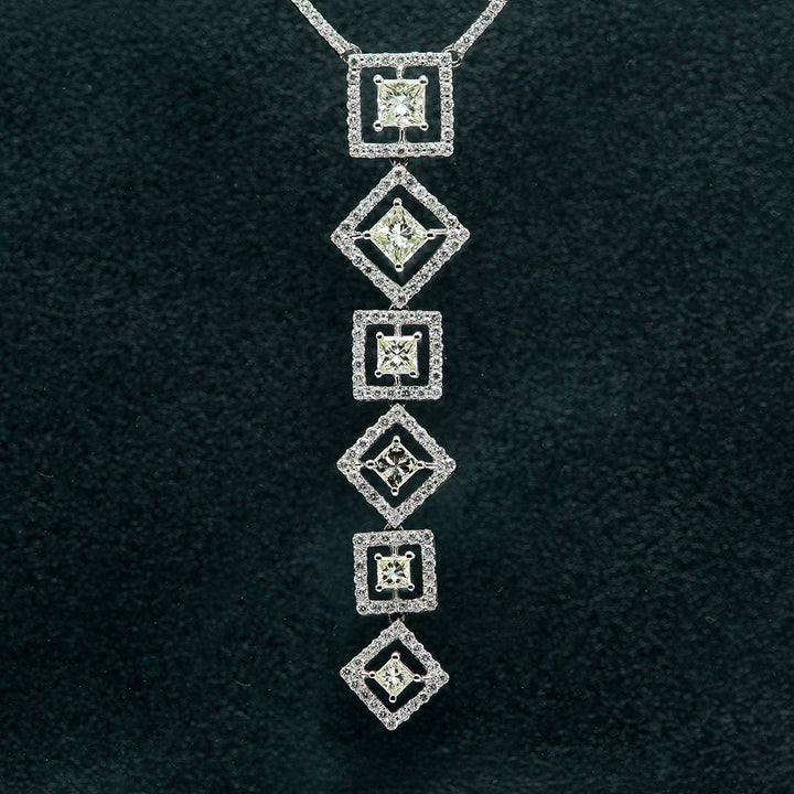 Diamond necklace ｜ PD03688