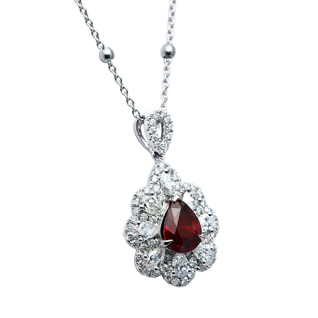 Pigeon blood & unheated ruby ​​necklace ｜ PX05361