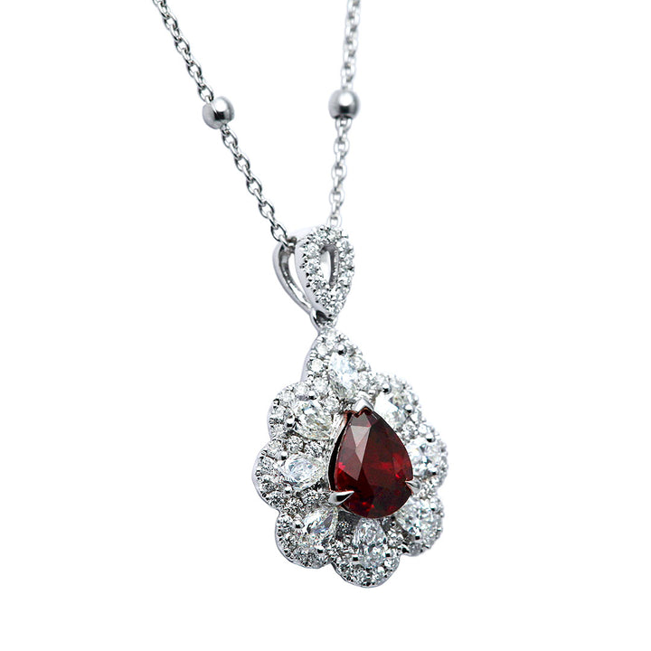 Pigeon blood & unheated ruby ​​necklace ｜ PX05361