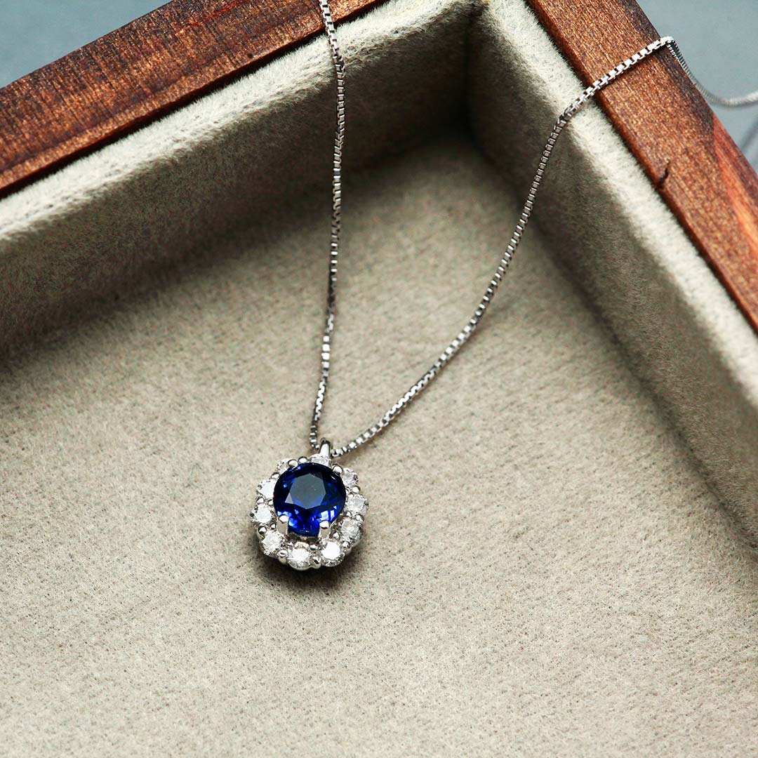 ロイヤルブルーサファイア ペンダントネックレス ｜ PX05475