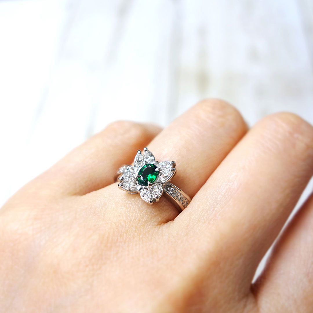 Oil-free emerald ring | RE00483