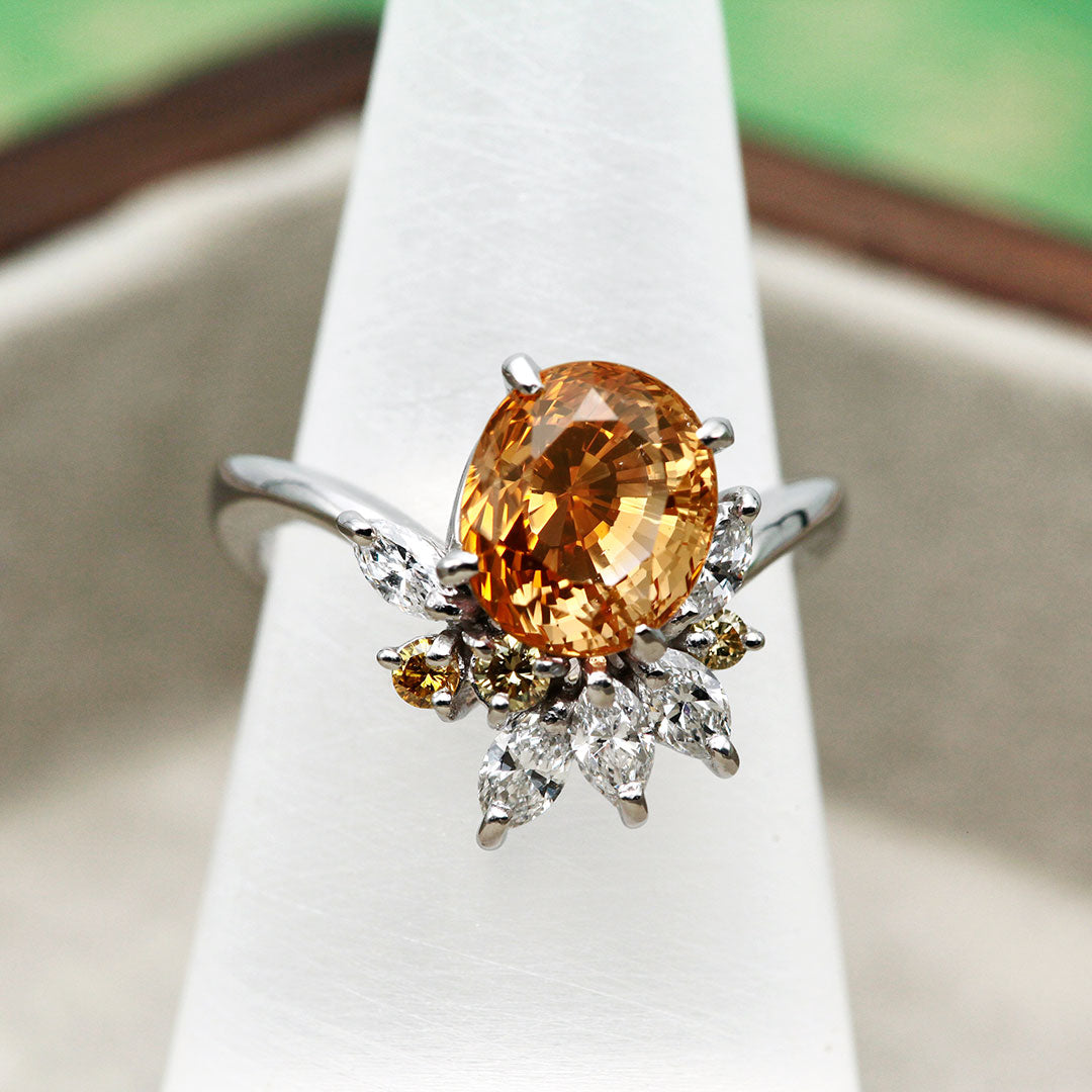 Golden Sapphire Ring | RS00430