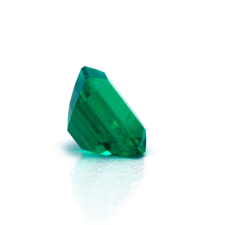 Emerald (non-oil) loose stone<br>0.72ct ｜ TAK0206