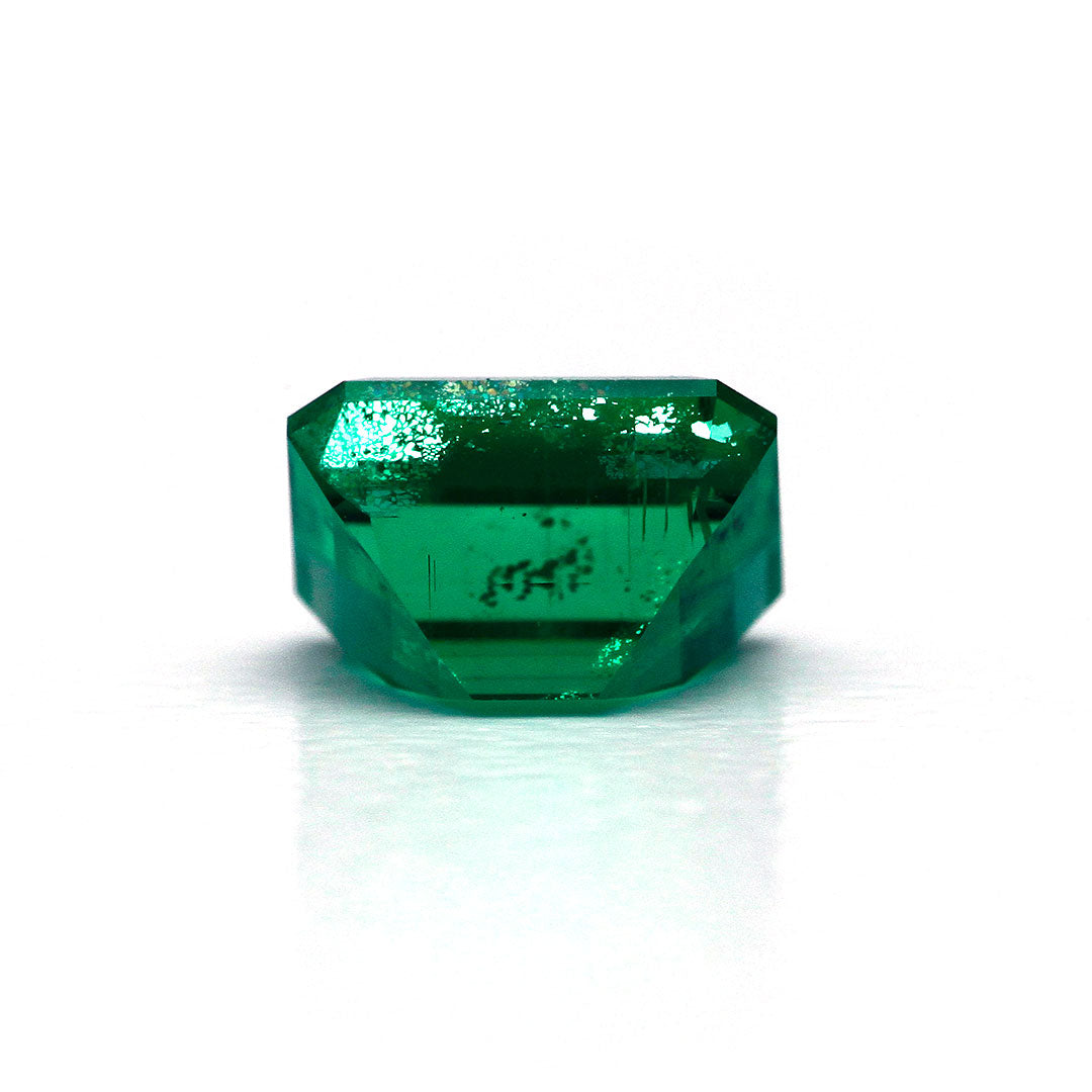 Emerald (non-oil) loose stone<br>0.72ct ｜ TAK0206