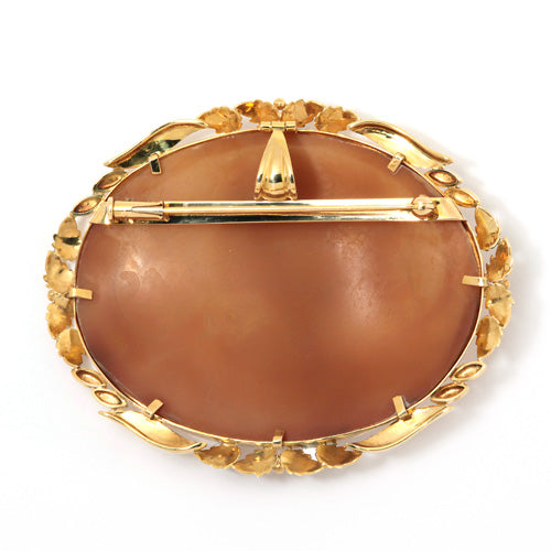 Shell cameo brooch (also used as a pendant top) ｜ BX00869
