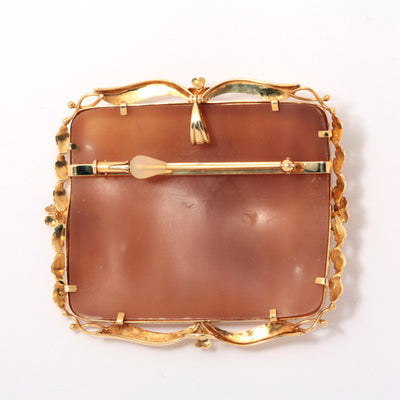 Shell cameo brooch (also used as a pendant top) ｜ BX00998