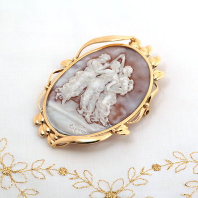 Shell cameo brooch (also used as a pendant top) ｜ BX01147