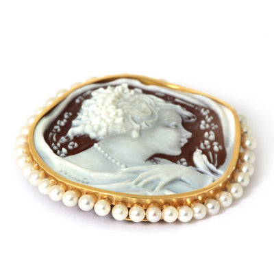 Shell cameo brooch (also used as a pendant top) ｜ BX01342