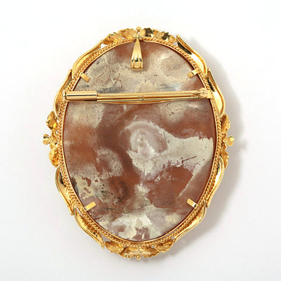 Shell cameo brooch (also used as a pendant top) ｜ BX01400