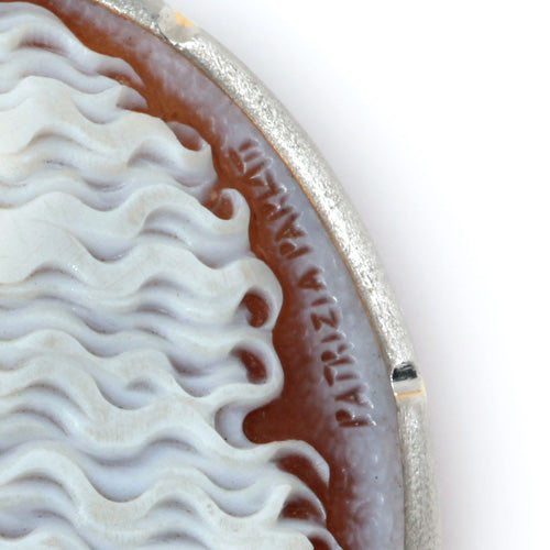 Shell cameo brooch (also used as a pendant top) ｜ BX01635