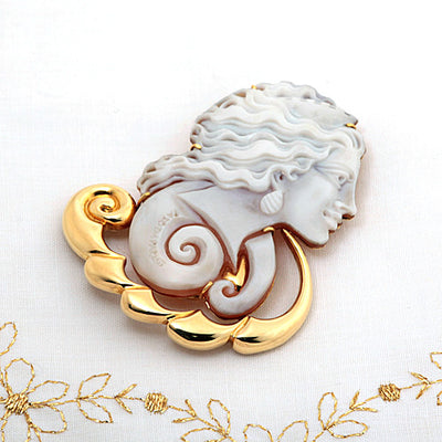 Shell cameo brooch (also used as a pendant top) ｜ BX01683