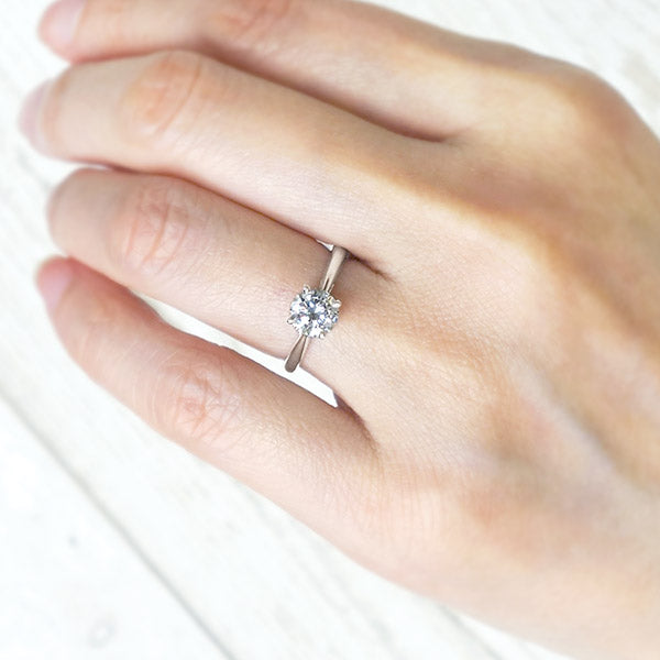 Engagement Ring ｜ HE02302