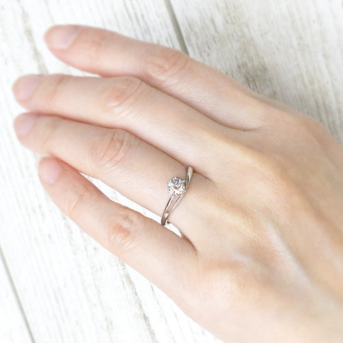 Engagement Ring ｜ HE02361