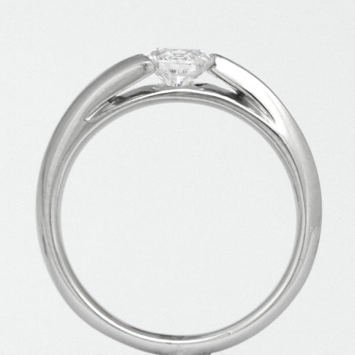 Engagement Ring ｜ HE02711