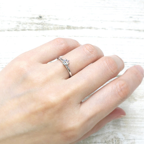 Engagement Ring ｜ HE02831