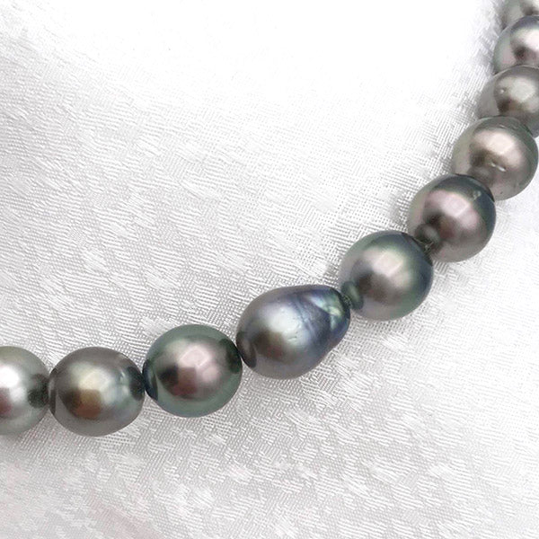 Tahitian black pearl necklace | 8.0-10.8mm | NJ04085