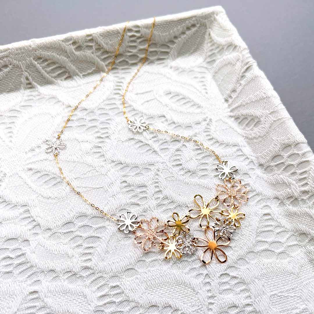 Yellow gold, pink gold, and white gold necklace | NKW0126