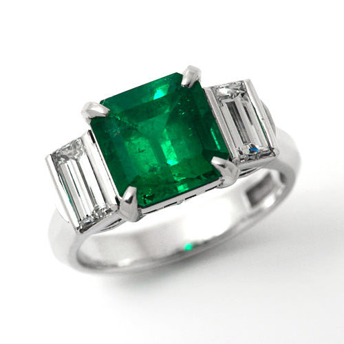 Emerald ring | RE00225
