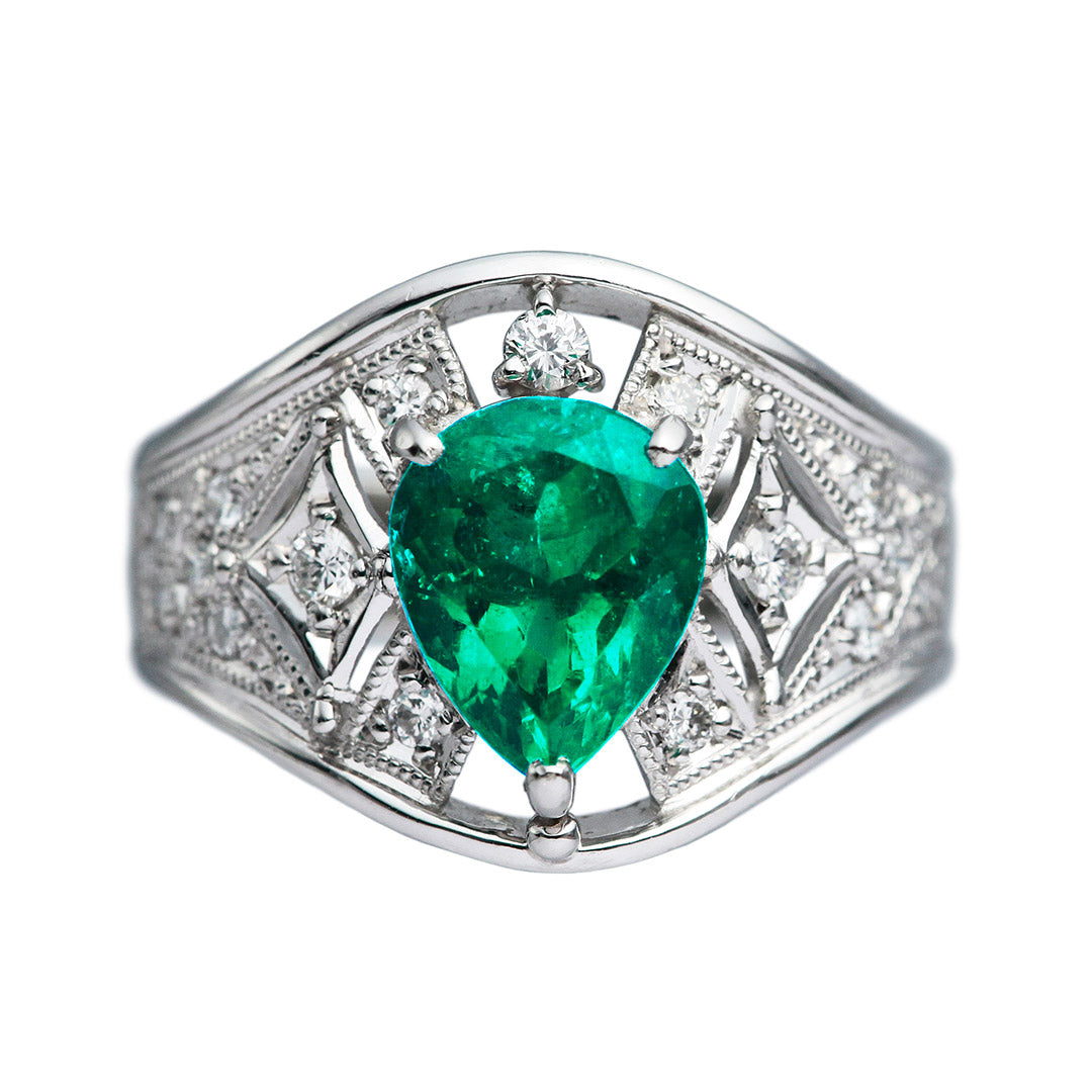 Emerald ring | RE00319