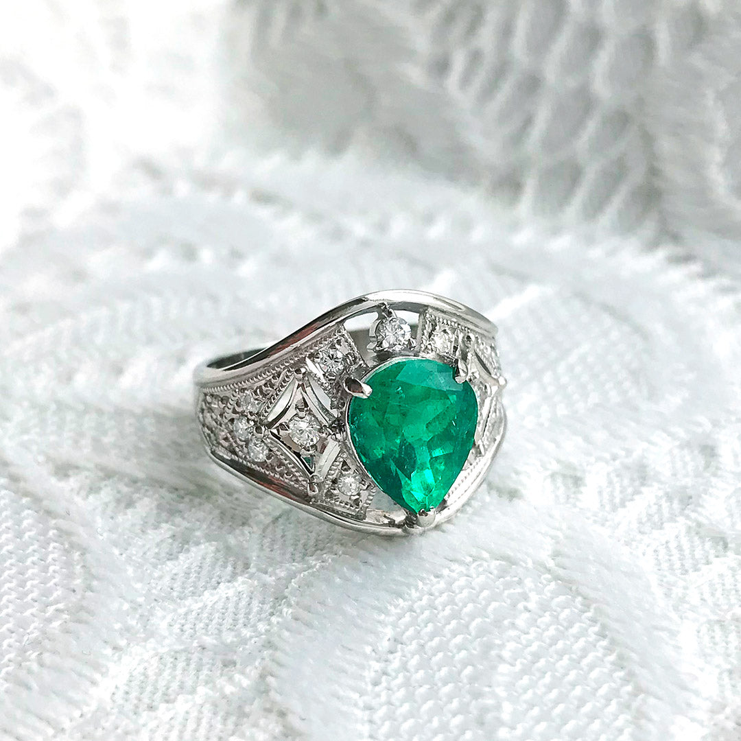 Emerald ring | RE00319