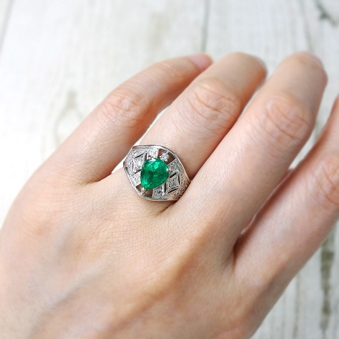 Emerald ring | RE00319